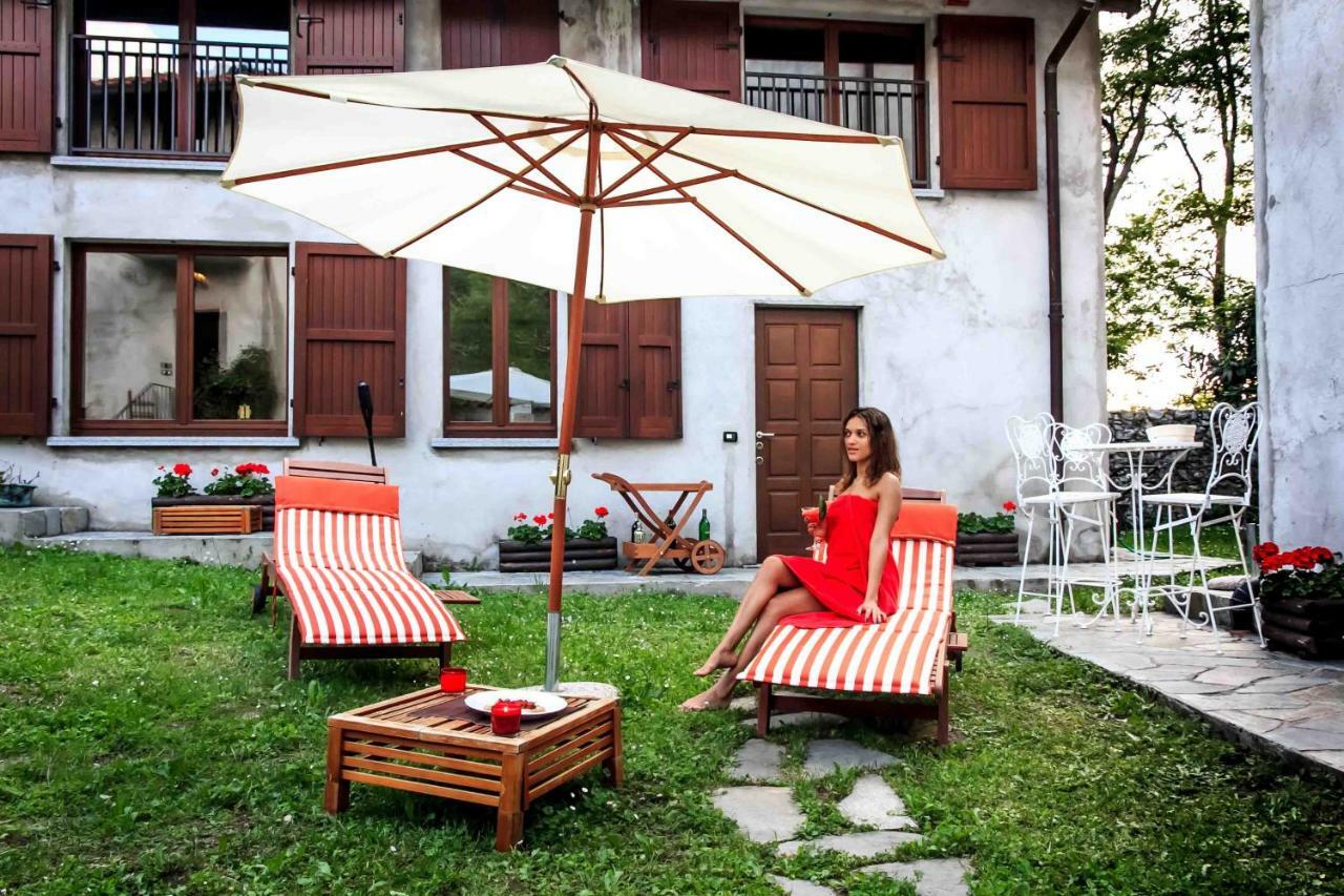 Cascina Cologna Bed and Breakfast Galbiate Exteriör bild