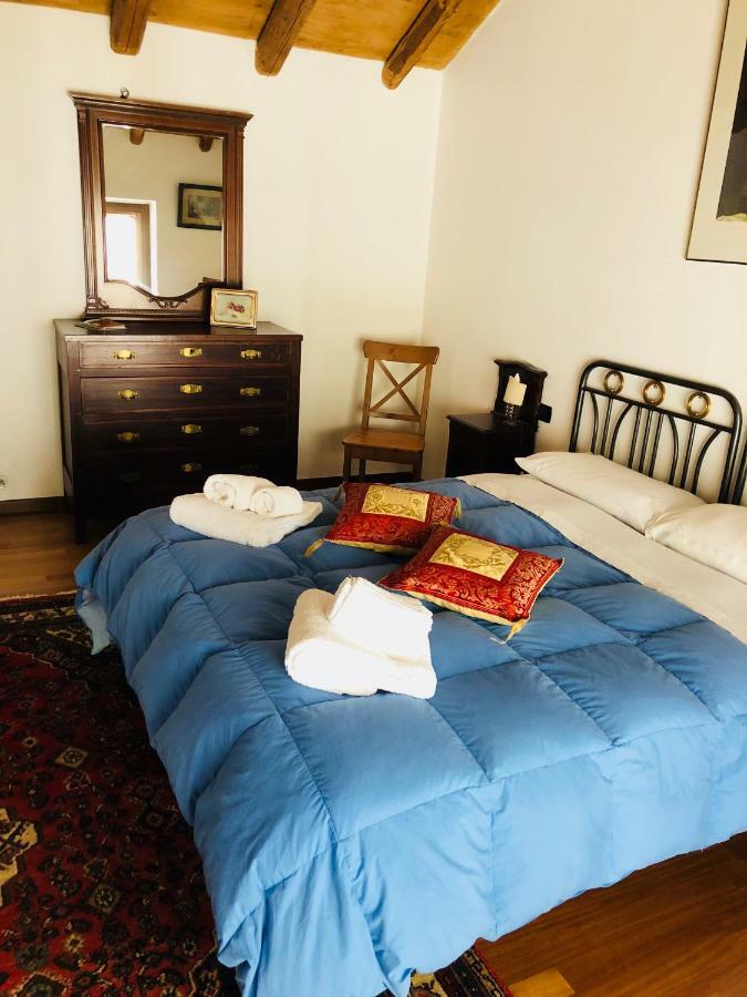 Cascina Cologna Bed and Breakfast Galbiate Exteriör bild